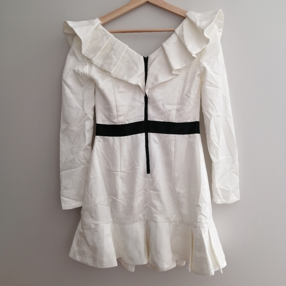 Self-Portrait Long Sleeve White Asymmetric Ruffle Jacquard Mini Dress 6 Formal - Picture 4 of 17